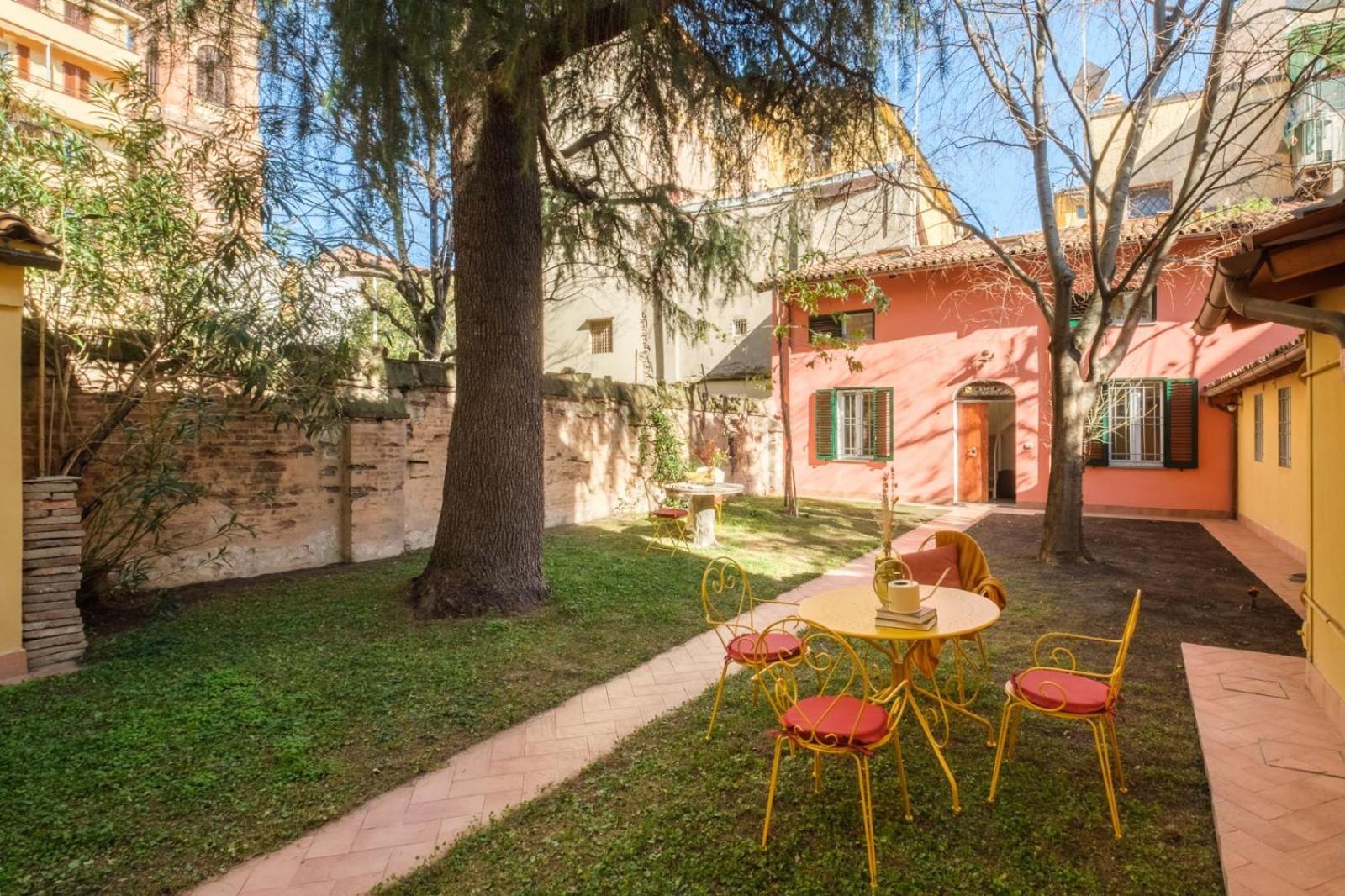 Piazza Maggiore - Il Sentiero Apartment With Private Garden Bologna Buitenkant foto